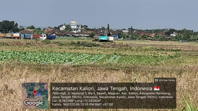 Foto: Diduga Beroperasi Tanpa Izin, Aktivitas Galian C di Kaliori Rembang Jadi Sorotan Warga