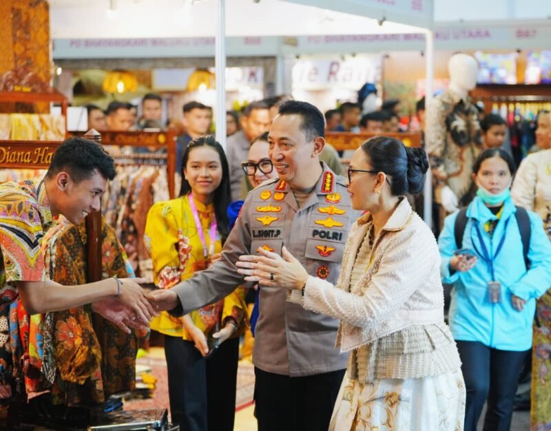 Foto: Kapolri Hadiri Bazar Kreasi Bhayangkari Nusantara 2026