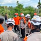 Hari Ke-4 Pascagempa, Polri Terus Bergerak: Brimob dan Bantuan Logistik Konsisten Dikirim ke NTT