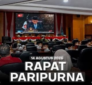 Keterangan Foto:
Pimpinan dan anggota DPRD Kabupaten Demak bersama jajaran Pemkab Demak dan Forkopimda mengikuti Rapat Paripurna Istimewa secara virtual untuk menyaksikan Pidato Kenegaraan Presiden RI dalam rangka HUT ke-81 Kemerdekaan Republik Indonesia di Gedung DPRD Demak, Kamis (14/8/2026).