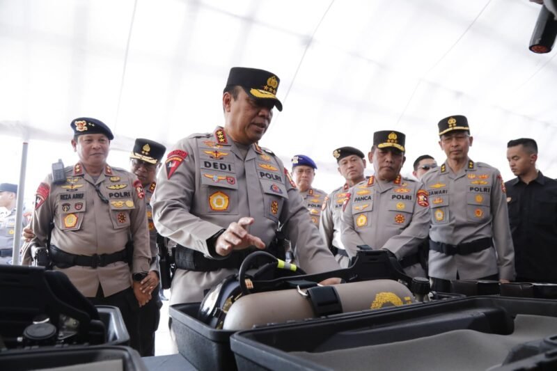 Keterangan Foto: Wakapolri Komjen Pol. Dedi Prasetyo memimpin apel gelar pasukan kesiapan menghadapi bencana dan konflik sosial 2026 di Cikeas, Jawa Barat, Senin (7/9/2026).
