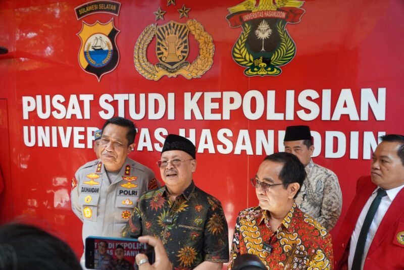 Keterangan Foto: Wakapolri Komjen Pol. Prof. Dr. Dedi Prasetyo menyampaikan arahan secara virtual saat peresmian Pusat Studi Kepolisian Universitas Hasanuddin (Unhas) di Makassar, Rabu (9/9/2026).