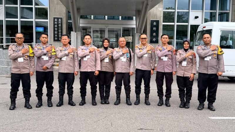 Foto: Delegasi Binmas Polri saat mengikuti program pertukaran pengetahuan dan mempelajari penerapan community policing kepolisian Jepang melalui sistem Koban dan Chuzaisho.