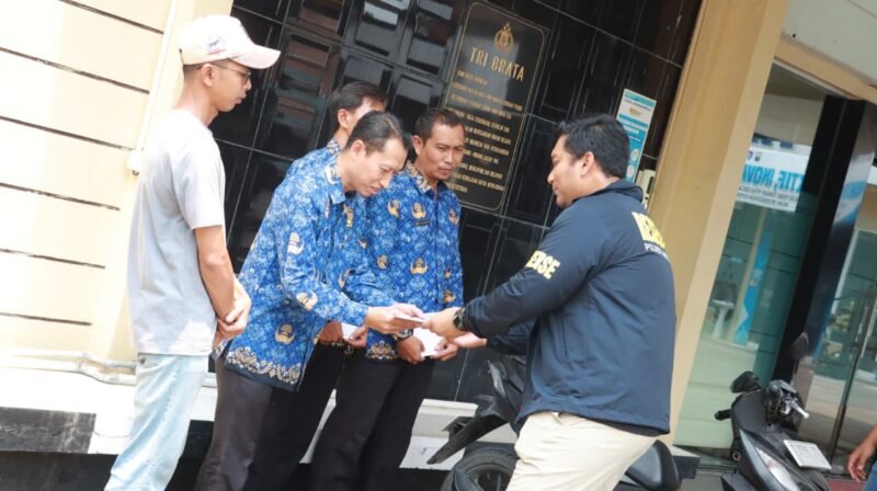 Polres Lamongan Beri Penghargaan 4 Warga Gagalkan Curanmor