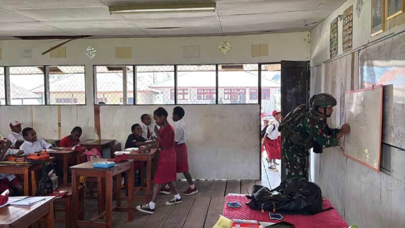 Manuntung Mengajar, Nyalakan Semangat Belajar Anak Papua