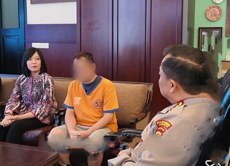Polrestabes Surabaya mengamankan seorang pria berinisial P.E.W. yang diduga melakukan pelecehan seksual terhadap tiga anak laki-laki di kawasan Rungkut.