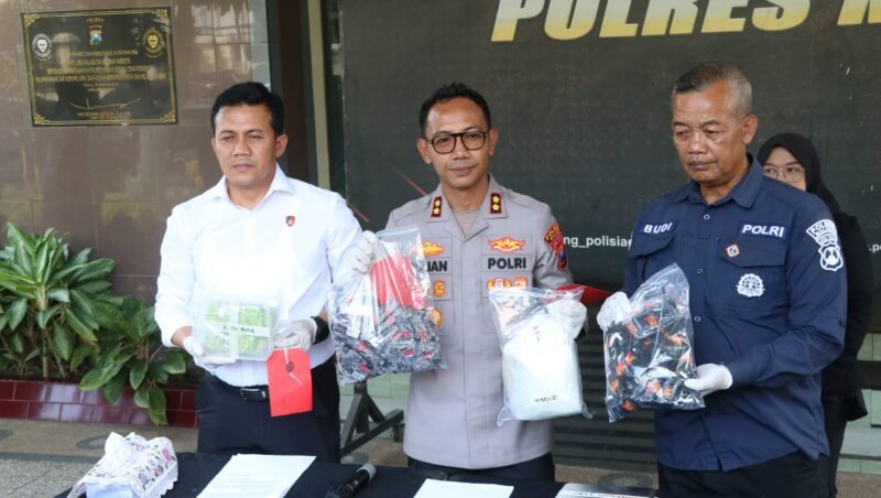 Polres Malang Gagalkan Peredaran 1,1 Kg Sabu, Ribuan Ekstasi Asal Jakarta