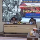 foto: Personel Bhabinkamtibmas Polres Probolinggo saat melaksanakan sambang dan berdialog dengan masyarakat sebagai upaya memperkuat komunikasi serta menjaga kamtibmas.