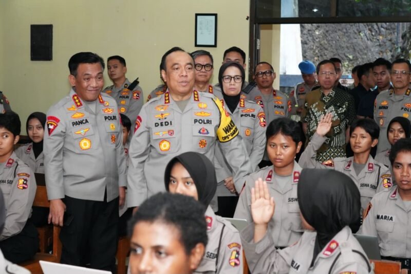 Wakapolri Komjen Pol. Dedi Prasetyo mendorong siswa SIP, Sepolwan, SPN, dan Taruna Akpol dibekali kemampuan digital,