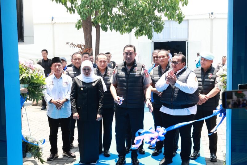 Kapolri Jenderal Polisi Suyudi Ario Seto meresmikan Desk Ketenagakerjaan Polri tingkat Polres di Mapolres Jombang, Jawa Timur, Sabtu (17/10/2026), sebagai upaya memperkuat pelayanan dan perlindungan hak pekerja.