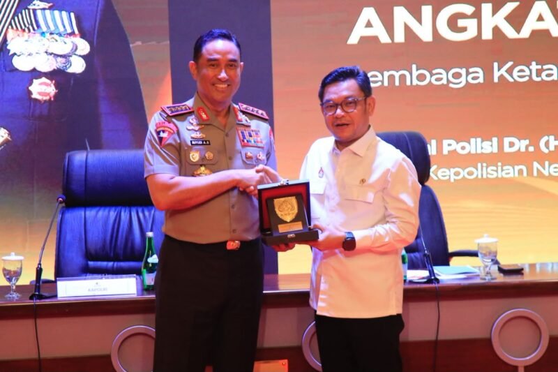 Kapolri Jenderal Polisi Suyudi Ario Seto saat memberikan pembekalan kepada peserta P4N Angkatan 70 di Lemhannas RI.